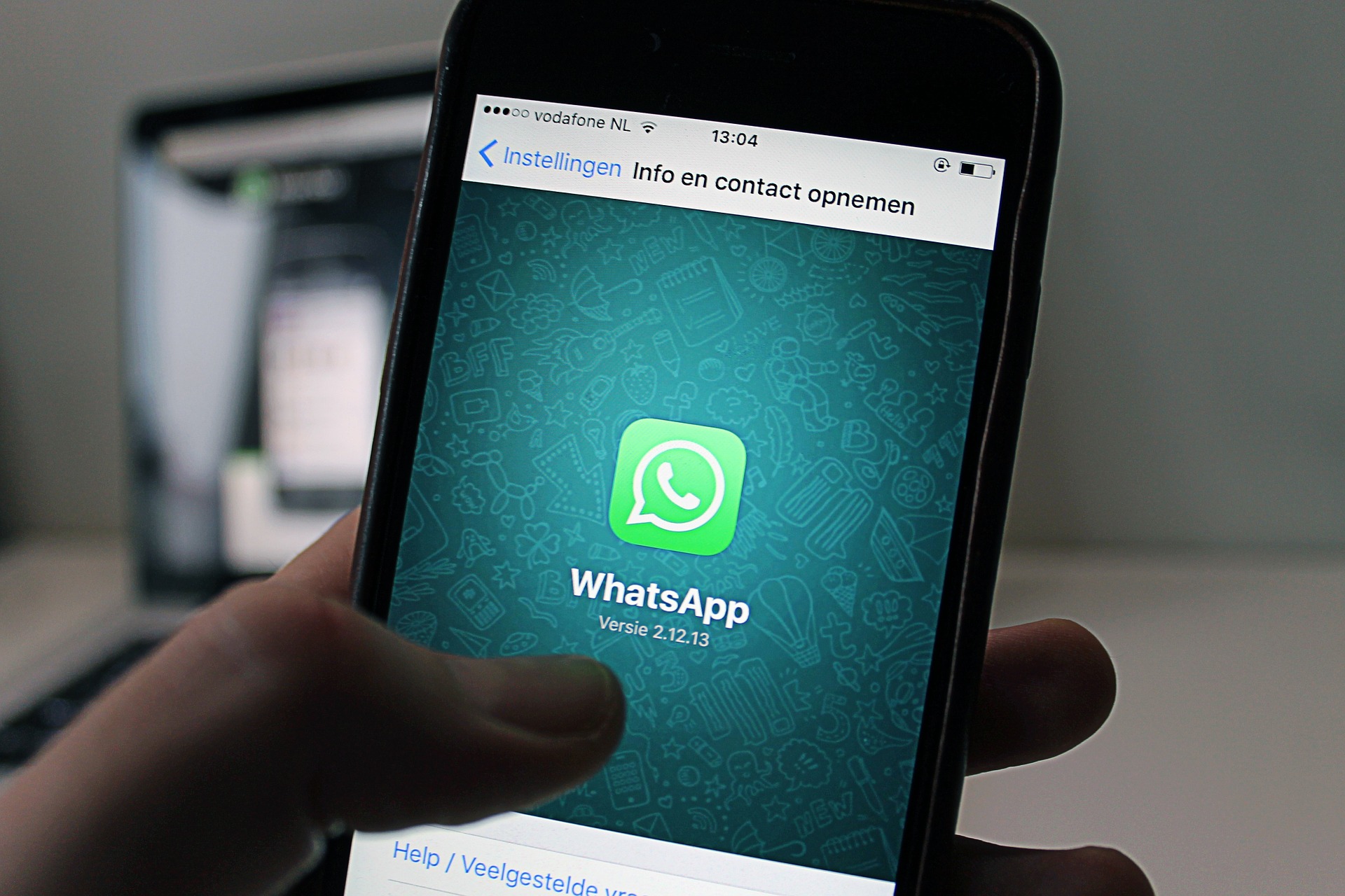 Come leggere le conversazioni cancellate da WhatsApp